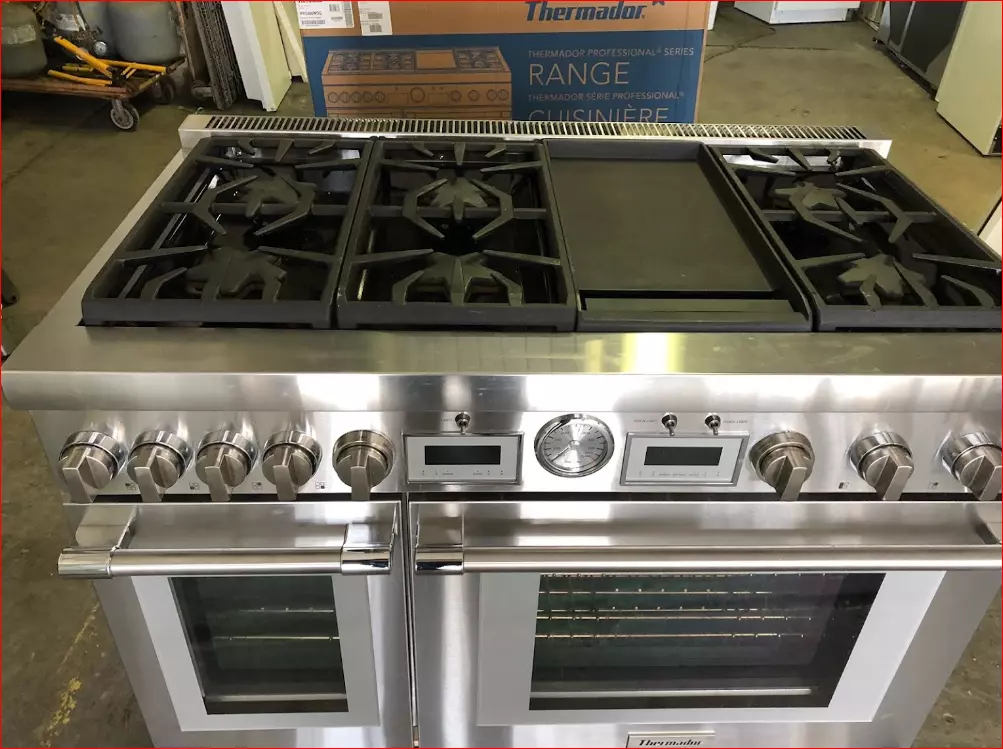 thermador-oven-replacement-professional-series-range-brand-new-box-behind-the-range